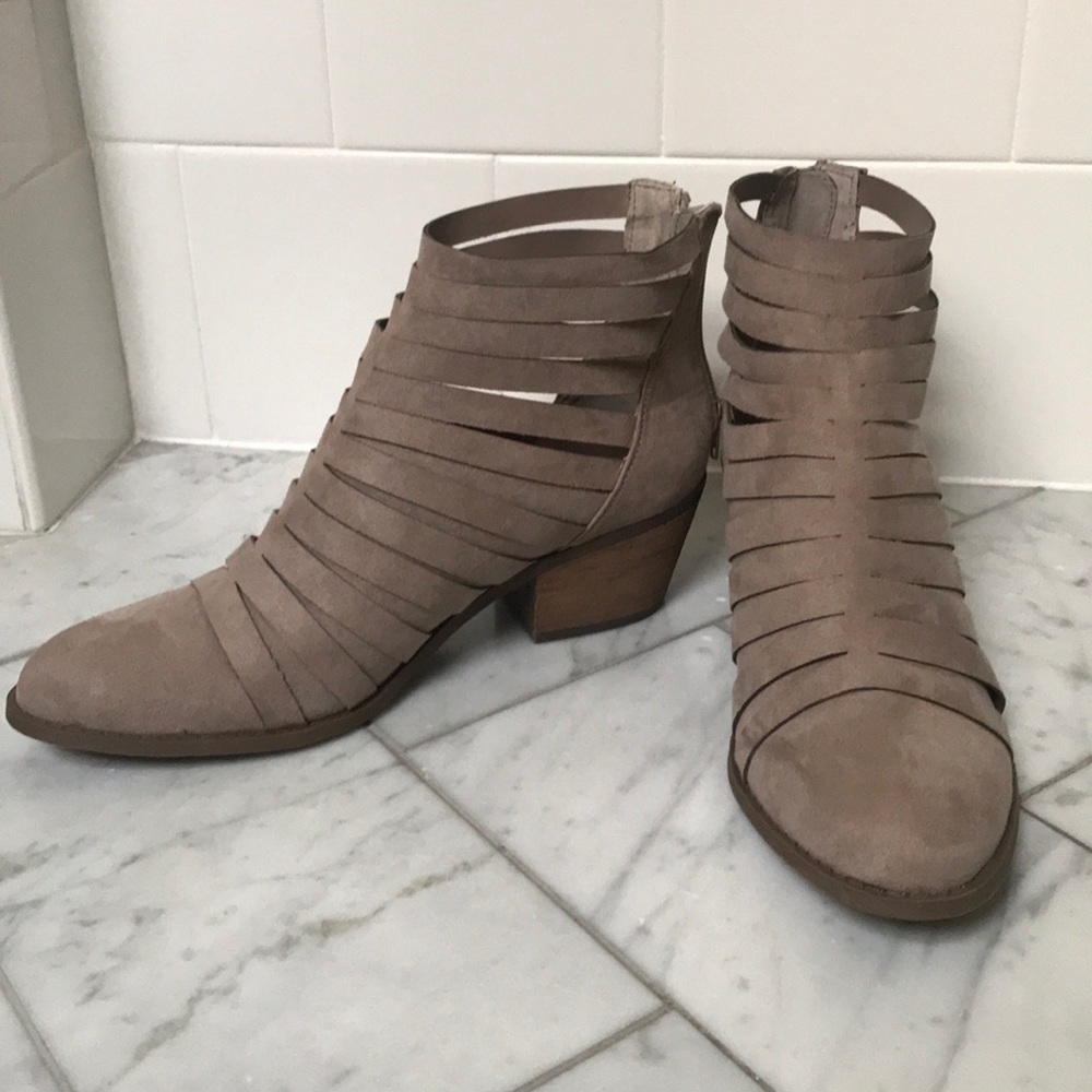Carlos by Carlos Santana Booties